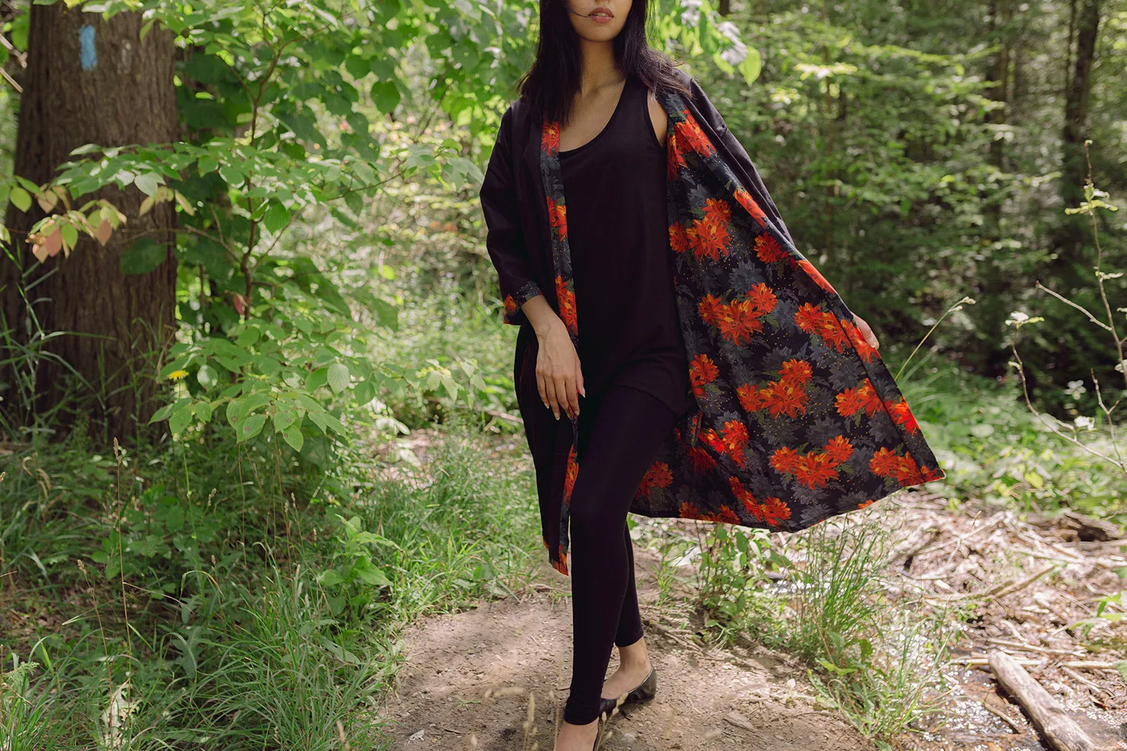 Dahlia Floral Print Reversible Kimono Robe