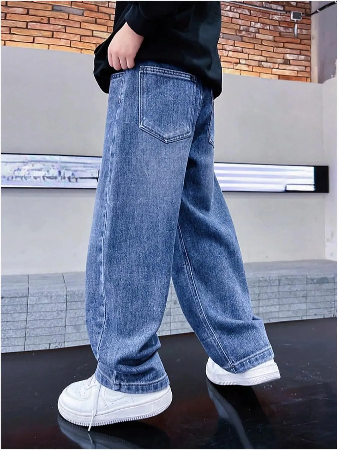 SHENHE Boy's Straight Leg Basic Jeans Loose Casual Denim Pants with Pockets Streetwear