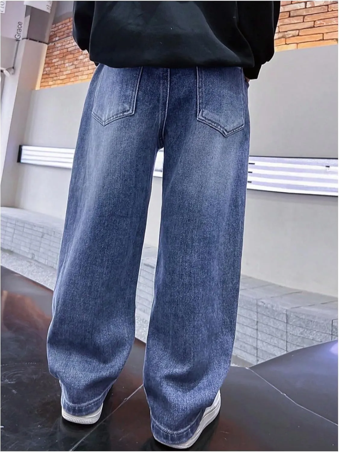 SHENHE Boy's Straight Leg Basic Jeans Loose Casual Denim Pants with Pockets Streetwear