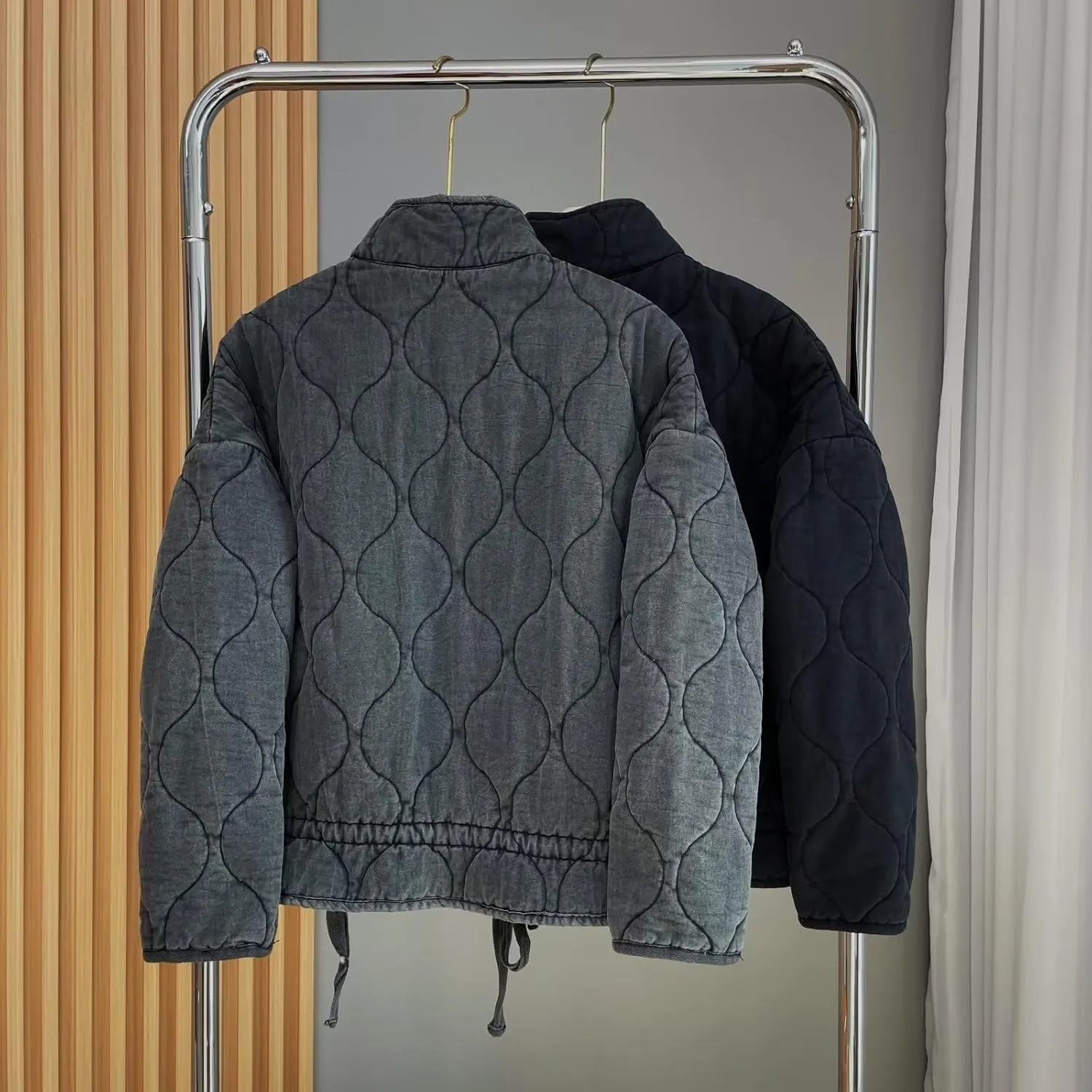 Women's Stand-Up Collar Down Jackets with Pocket Y2k Winter Insulated Vintage Coats Aesthetic Quilted Goth Clothing