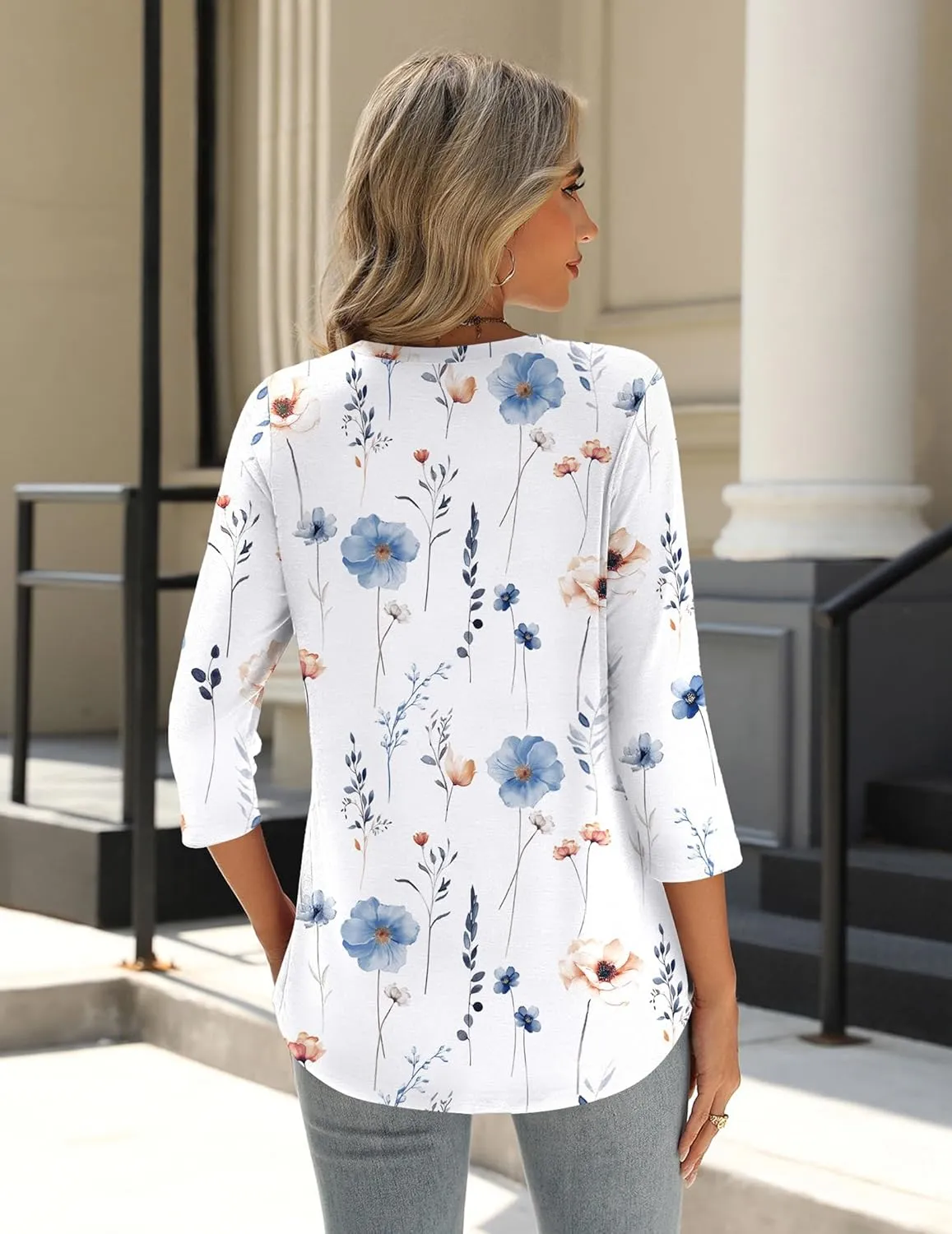 Zeagoo 3/4 Length Sleeve Womens Tops Crew Neck Loose Fit Shirts Pleated Cute Clothes Dressy Casual 2025 Summer Tunics